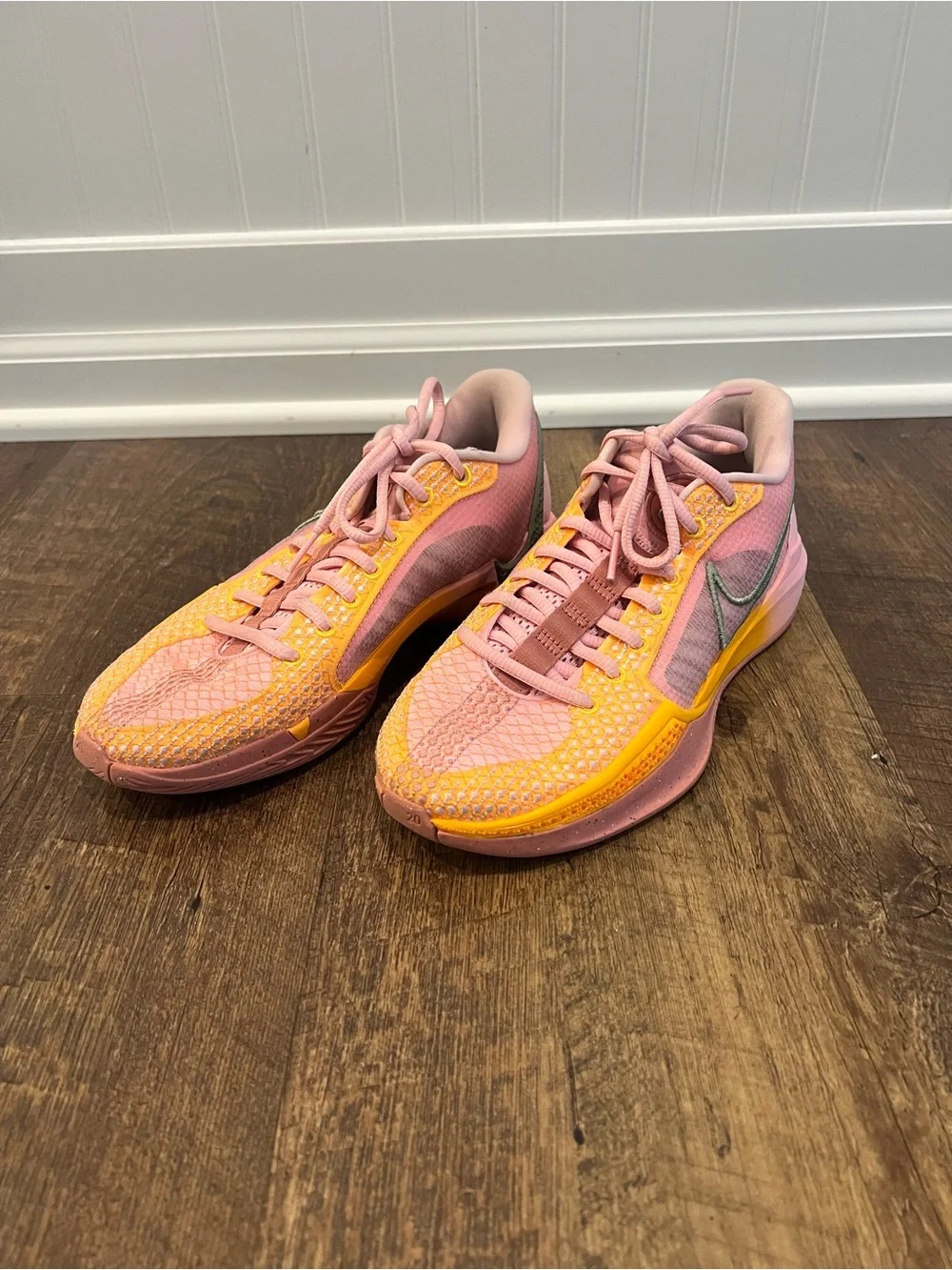 Nike Women's Pink and Orange Athletic Sneakers